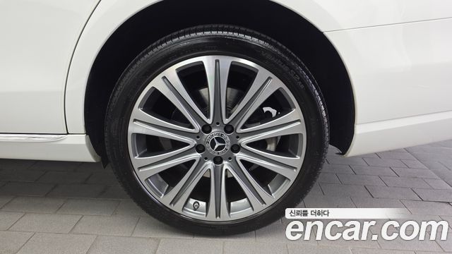 Mercedes-Benz E-Class (W213) E350 4MATIC Exclusive 2023 — фото 21