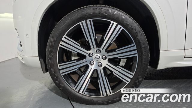 Volvo XC90 (II) B6 Ultimate Bright 2023 — фото 5
