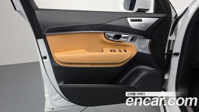 Volvo XC90 (II) B6 Ultimate Bright 2023 — фото 24