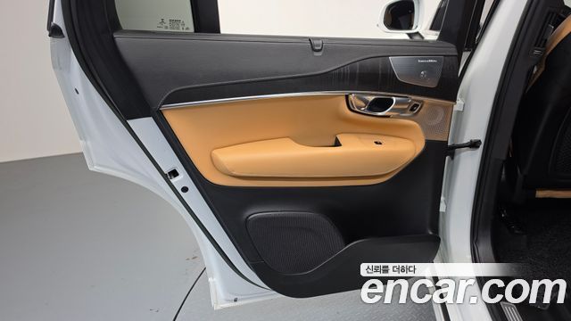 Volvo XC90 (II) B6 Ultimate Bright 2023 — фото 25