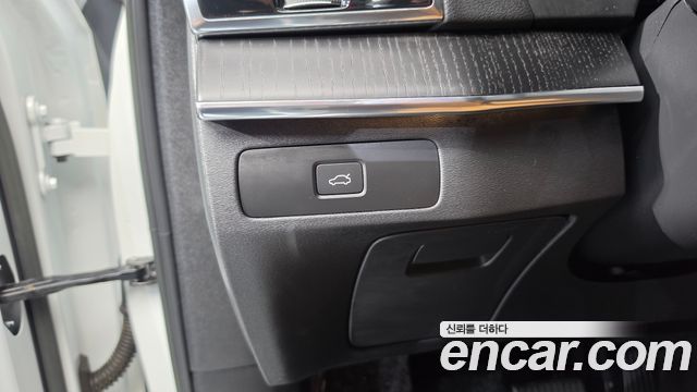 Volvo XC90 (II) B6 Ultimate Bright 2023 — фото 28