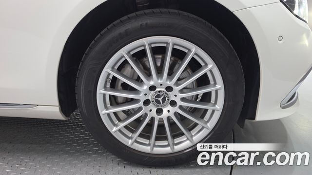 Mercedes-Benz E-Class (W213) E220d 4MATIC Exclusive 2023 — фото 21