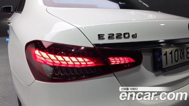 Mercedes-Benz E-Class (W213) E220d 4MATIC Exclusive 2023 — фото 23