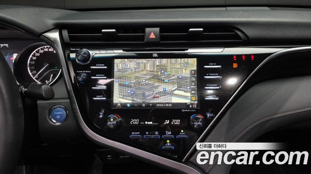 Toyota Camry (XV70) 2.5 XLE Hybrid 2018 — фото 14