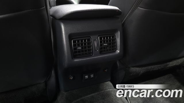 Toyota Camry (XV70) 2.5 XLE Hybrid 2018 — фото 19