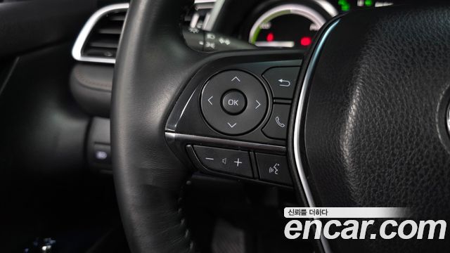 Toyota Camry (XV70) 2.5 XLE Hybrid 2018 — фото 29