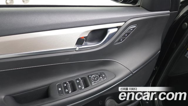 Hyundai Grandeur (IG) 3.3 Celebrity 2019 — фото 34