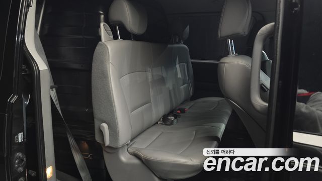 Hyundai Grand Starex Van 5-Seater Modern 2020 — фото 11