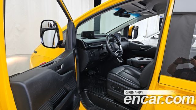 Hyundai Staria L3.5  Kinder Safety Car 15-Seater 2023 — фото 10
