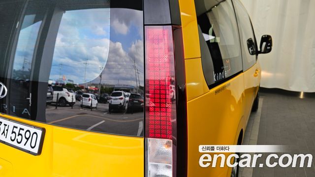 Hyundai Staria L3.5  Kinder Safety Car 15-Seater 2023 — фото 23