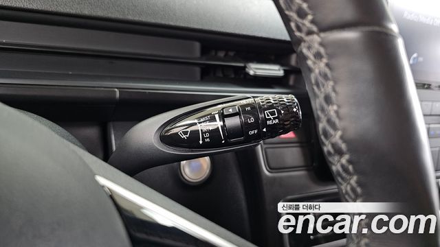 Hyundai Staria L3.5  Kinder Safety Car 15-Seater 2023 — фото 28