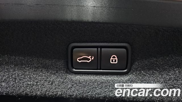 Genesis G90 3.8 AWD Luxury 2019 — фото 16