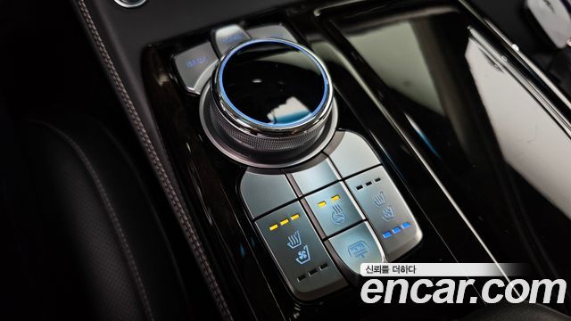 Genesis G90 3.8 AWD Luxury 2019 — фото 18