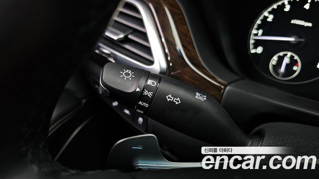 Genesis G90 3.8 AWD Luxury 2019 — фото 29
