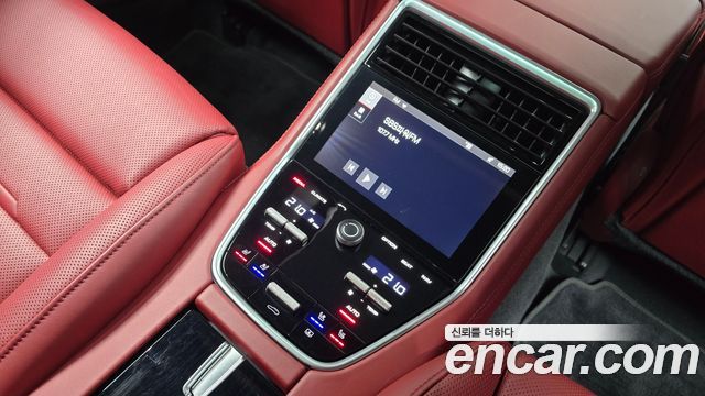 Porsche Panamera (971) 3.0 AWD 2020 — фото 19