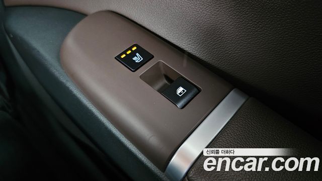 Hyundai Grandeur (GN7) 3.5 LPG 2WD Premium 2024 — фото 19