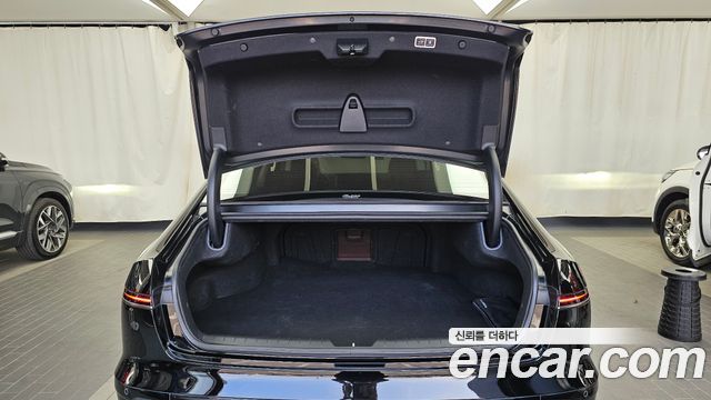 Hyundai Grandeur (GN7) 3.5 LPG 2WD Premium 2024 — фото 20
