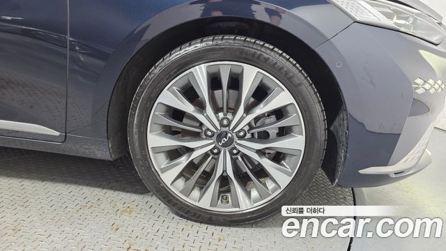 Kia K8 2.5 Gasoline 2WD Signature 2022 — фото 21