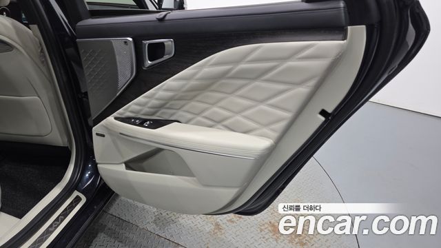 Kia K8 2.5 Gasoline 2WD Signature 2022 — фото 25