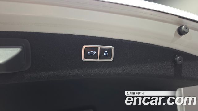 Genesis G80 (RG3) Gasoline 2.5 Turbo AWD 2022 — фото 34