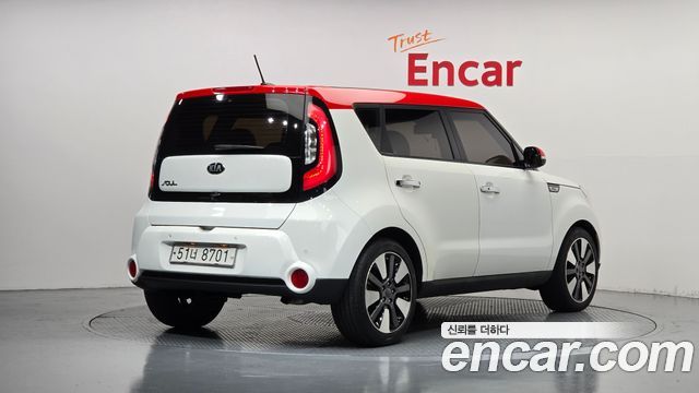 Kia Soul 1.6 GDi Noblesse 2015 — фото 2
