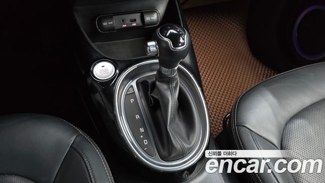 Kia Soul 1.6 GDi Noblesse 2015 — фото 9