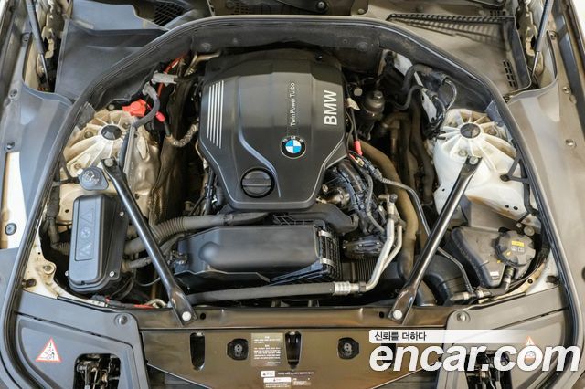BMW 5 Series (F10) 520d xDrive M Aero Dynamic 2016 — фото 5