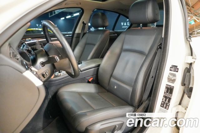 BMW 5 Series (F10) 520d xDrive M Aero Dynamic 2016 — фото 10