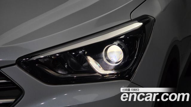 Hyundai Santa Fe The Prime Diesel 2.0 2WD Exclusive Special 2016 — фото 28