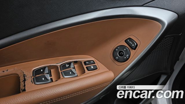 Hyundai Santa Fe The Prime Diesel 2.0 2WD Exclusive Special 2016 — фото 36