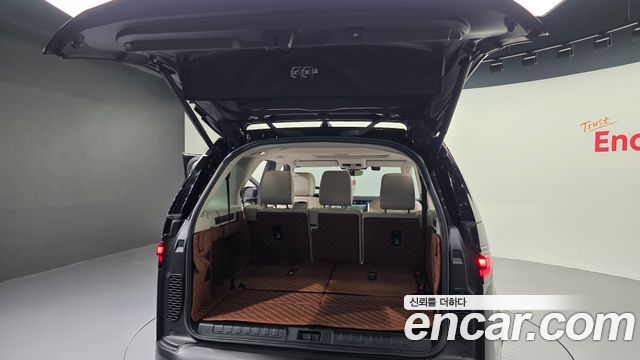 Land Rover Discovery 5 2.0 P300 SE 2023 — фото 34
