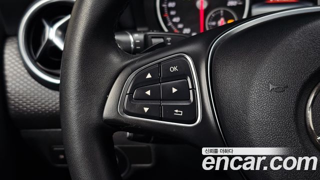 Mercedes-Benz A-Class (W176) A200 2017 — фото 14