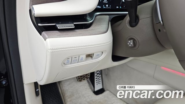 Genesis G90 (RS4) Gasoline 3.5 Turbo e-S/C AWD LWB 2024 — фото 20