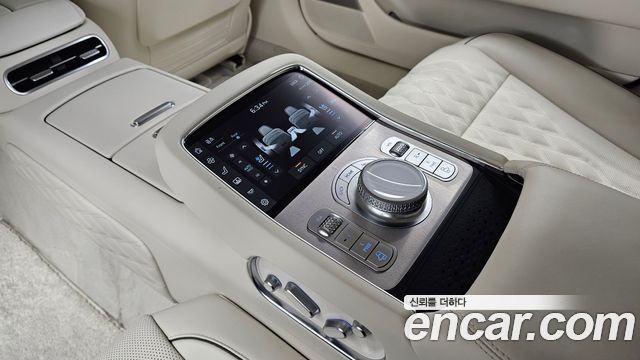 Genesis G90 (RS4) Gasoline 3.5 Turbo e-S/C AWD LWB 2024 — фото 32