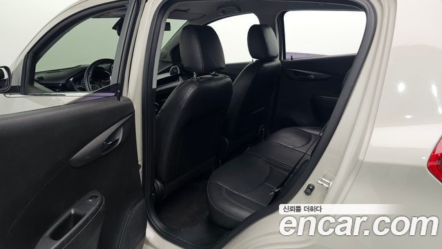 Chevrolet Next Spark LTZ 2017 — фото 26