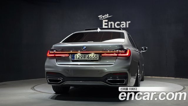 BMW 7 Series (G11) 730Ld xDrive M Sport 2022 — фото 4