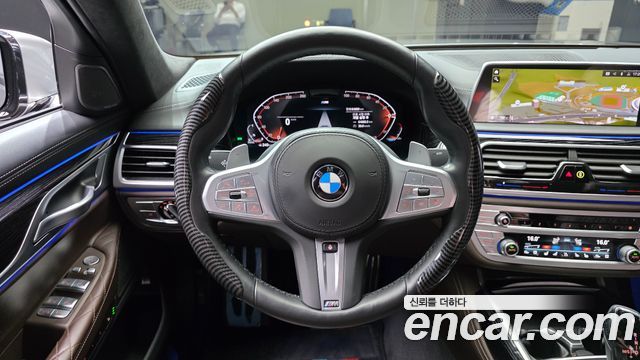 BMW 7 Series (G11) 730Ld xDrive M Sport 2022 — фото 14