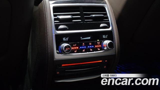 BMW 7 Series (G11) 730Ld xDrive M Sport 2022 — фото 32