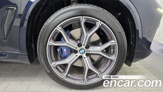 BMW X5 (G05) xDrive 40i M Sport 2022 — фото 21