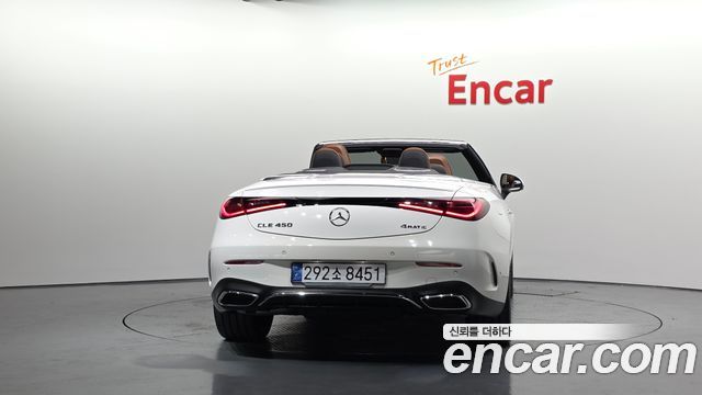 Mercedes-Benz CLE-Class (C236) CLE450 4MATIC Cabriolet 2024 — фото 4