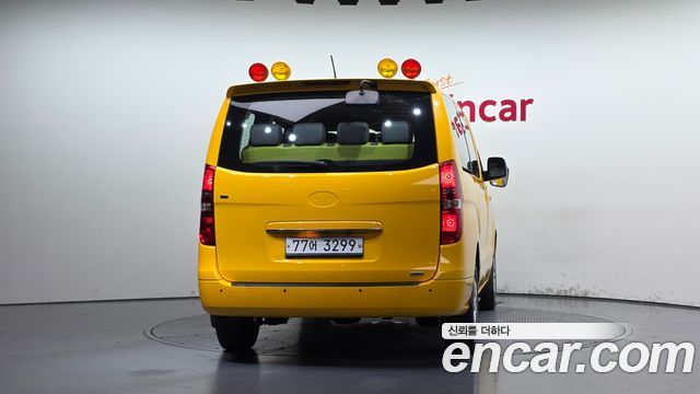 Hyundai Grand Starex 4WD Guard car of chidren 2016 — фото 4