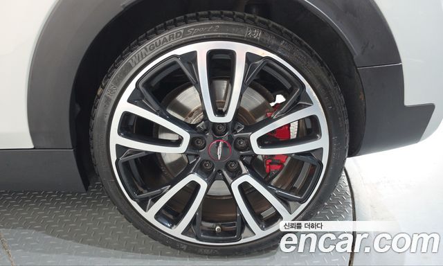 MINI Cooper S Clubman JCW 2nd Gen 2022 — фото 21
