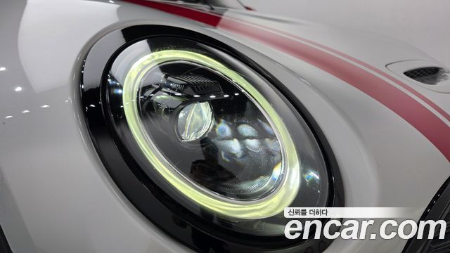MINI Cooper S Clubman JCW 2nd Gen 2022 — фото 22