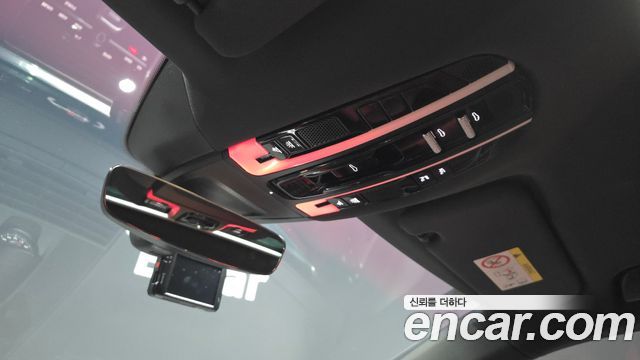 Porsche Panamera (971) 3.0 AWD 2020 — фото 19
