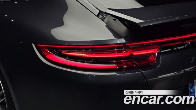 Porsche Panamera (971) 3.0 AWD 2020 — фото 23