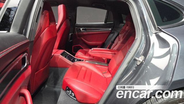 Porsche Panamera (971) 3.0 AWD 2020 — фото 26