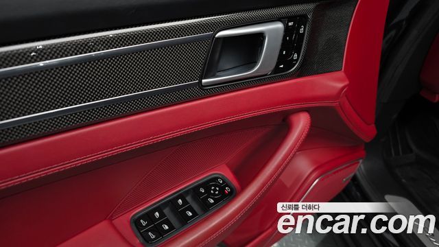 Porsche Panamera (971) 3.0 AWD 2020 — фото 27