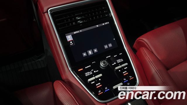 Porsche Panamera (971) 3.0 AWD 2020 — фото 33