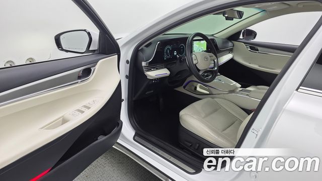 Hyundai Grandeur Hybrid (IG) Le Blanc 2022 — фото 10