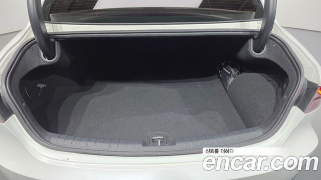 Hyundai Grandeur Hybrid (IG) Le Blanc 2022 — фото 18